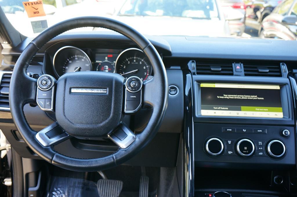 used 2018 Land Rover Discovery car, priced at $21,750