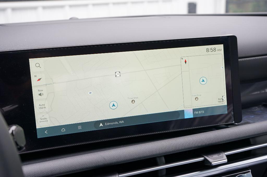 new 2025 Hyundai TUCSON Hybrid car, priced at $37,250