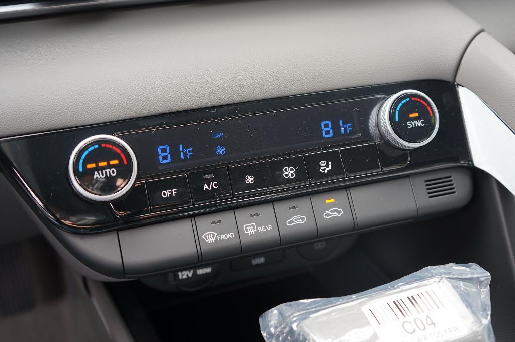 new 2025 Hyundai ELANTRA HEV car