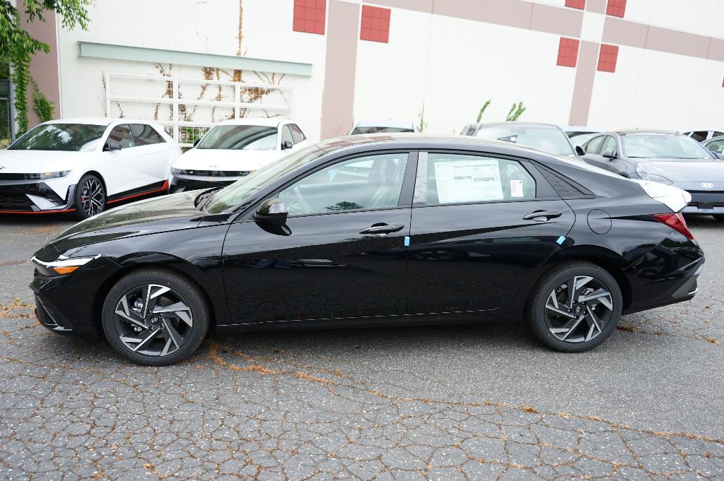 new 2025 Hyundai Elantra car, priced at $23,815