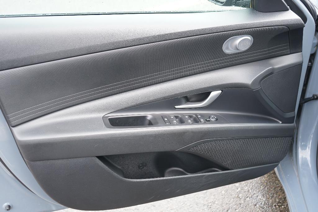 used 2022 Hyundai ELANTRA HEV car, priced at $21,500