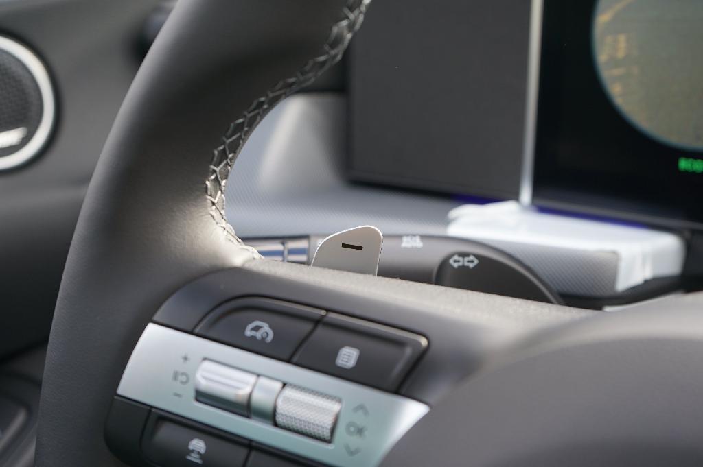 new 2025 Hyundai Sonata Hybrid car, priced at $38,960