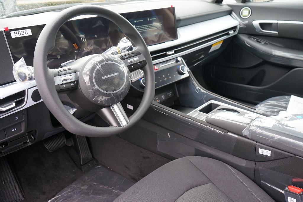 new 2025 Hyundai Sonata car, priced at $30,278