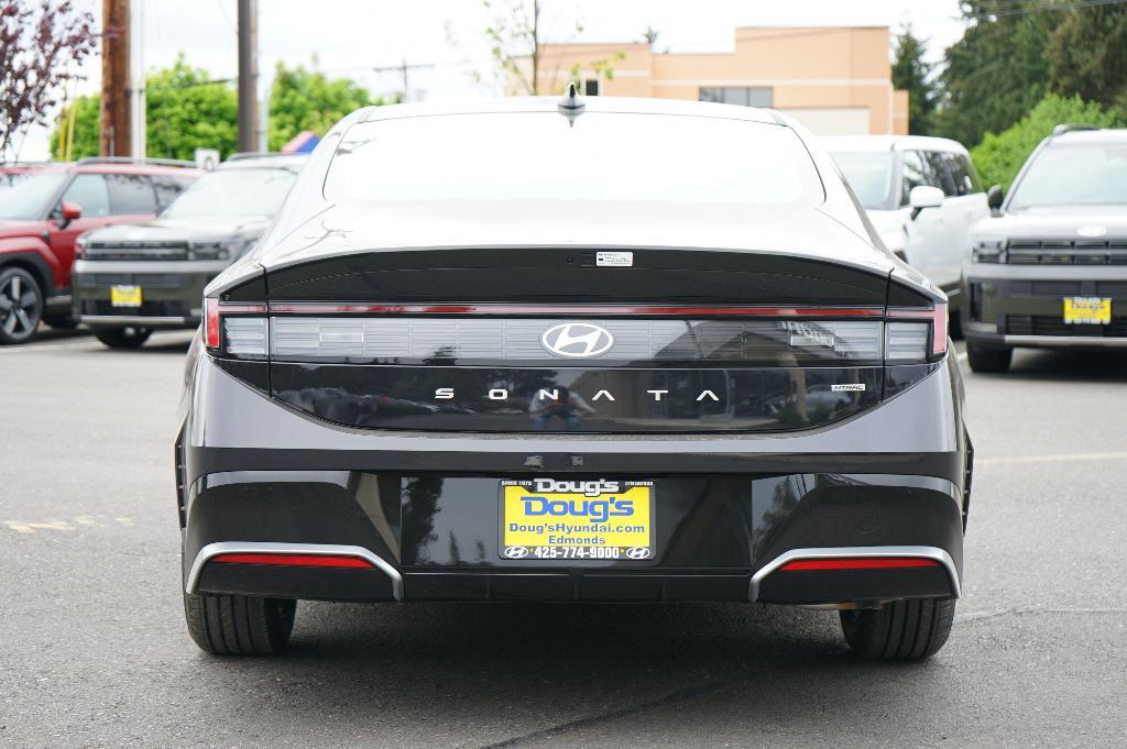 new 2025 Hyundai Sonata car, priced at $30,278