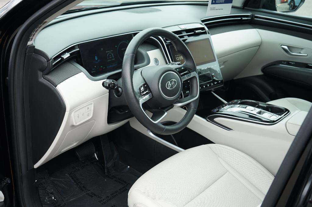 used 2024 Hyundai TUCSON Hybrid car, priced at $35,500