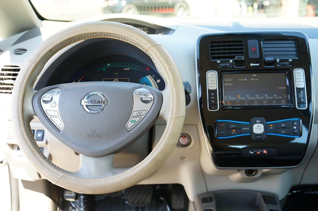 used 2016 Nissan Leaf car, priced at $8,000