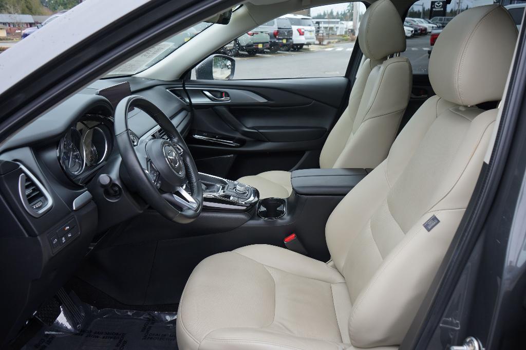 used 2022 Mazda CX-9 car, priced at $32,000