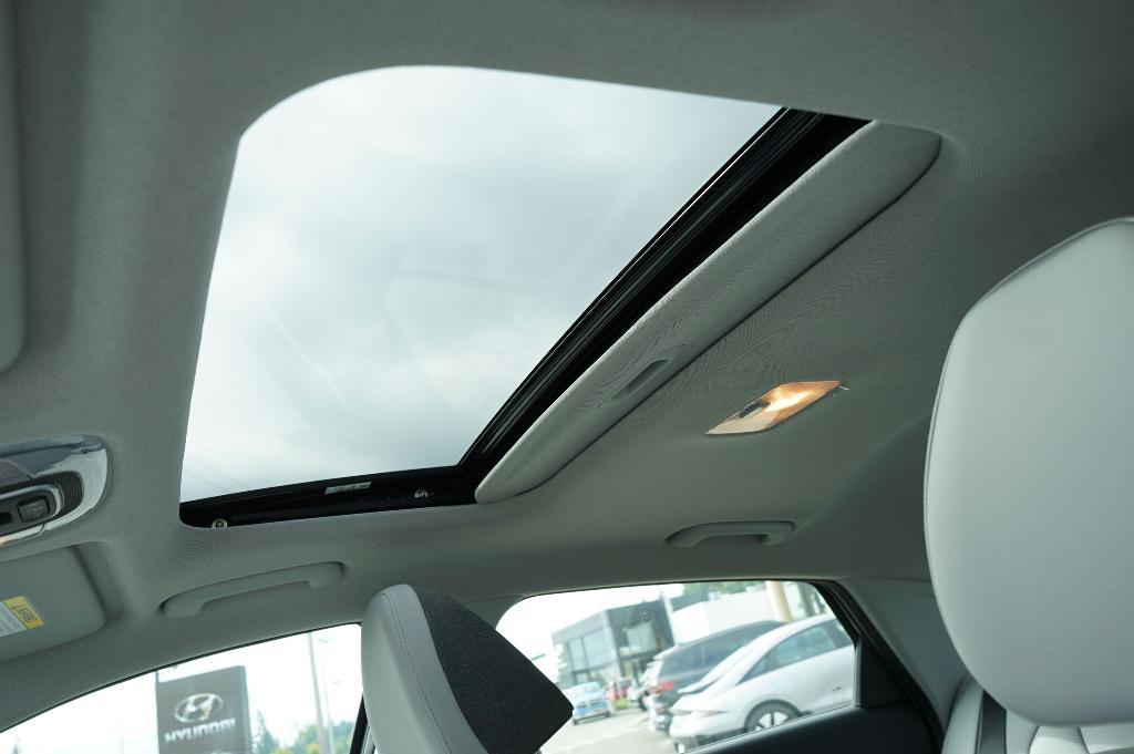 new 2025 Hyundai ELANTRA HEV car, priced at $29,350