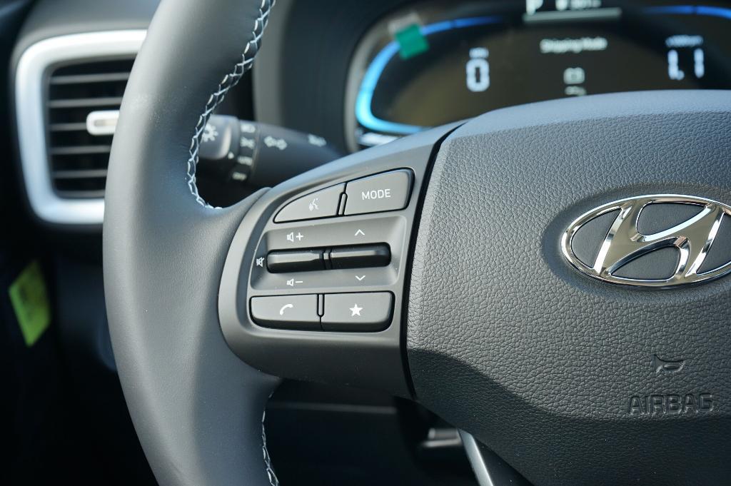 new 2025 Hyundai Venue car, priced at $23,820