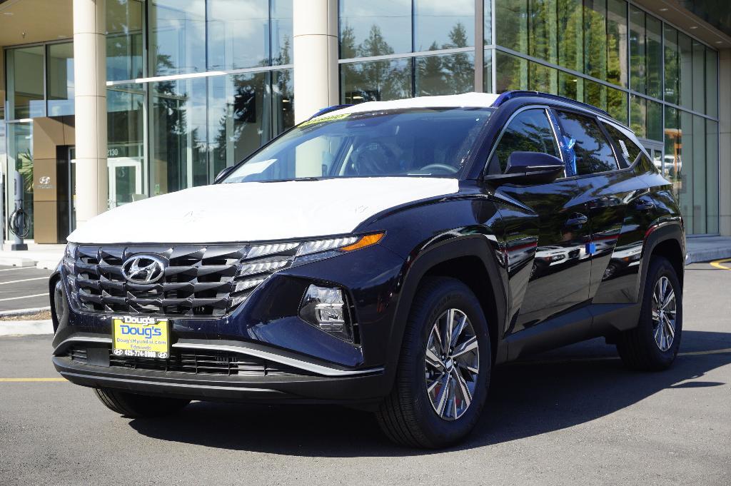 new 2024 Hyundai Tucson Hybrid car, priced at $32,100