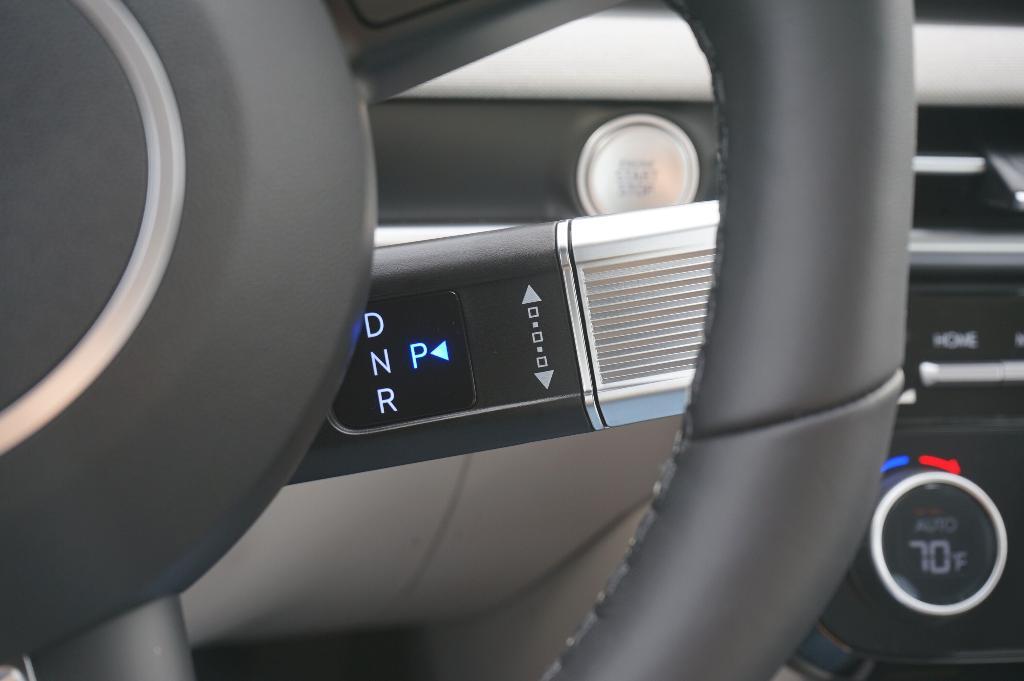 new 2025 Hyundai TUCSON Hybrid car, priced at $42,655