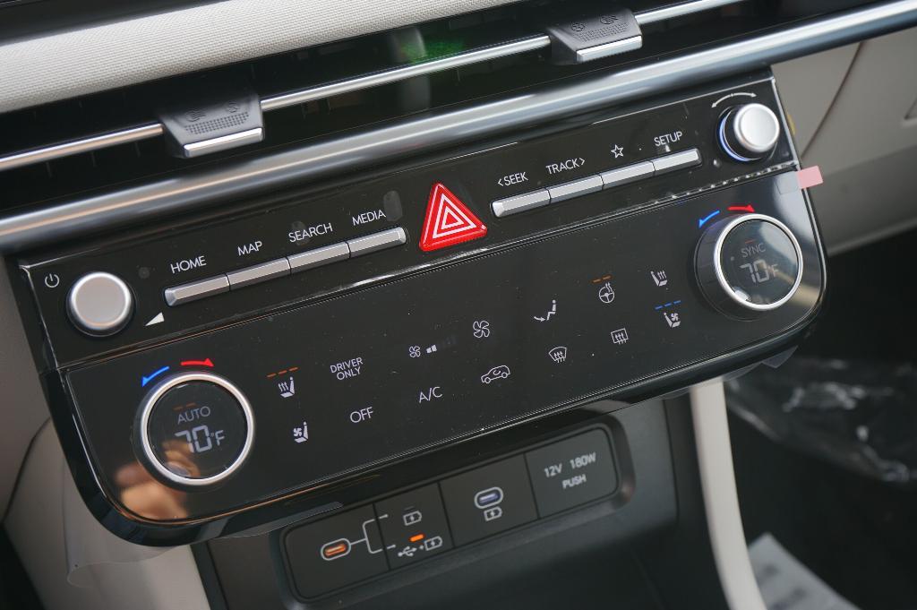 new 2025 Hyundai TUCSON Hybrid car, priced at $42,655