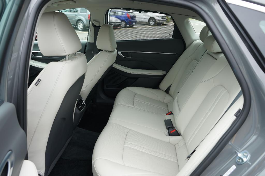 used 2020 Hyundai Sonata Hybrid car, priced at $24,998