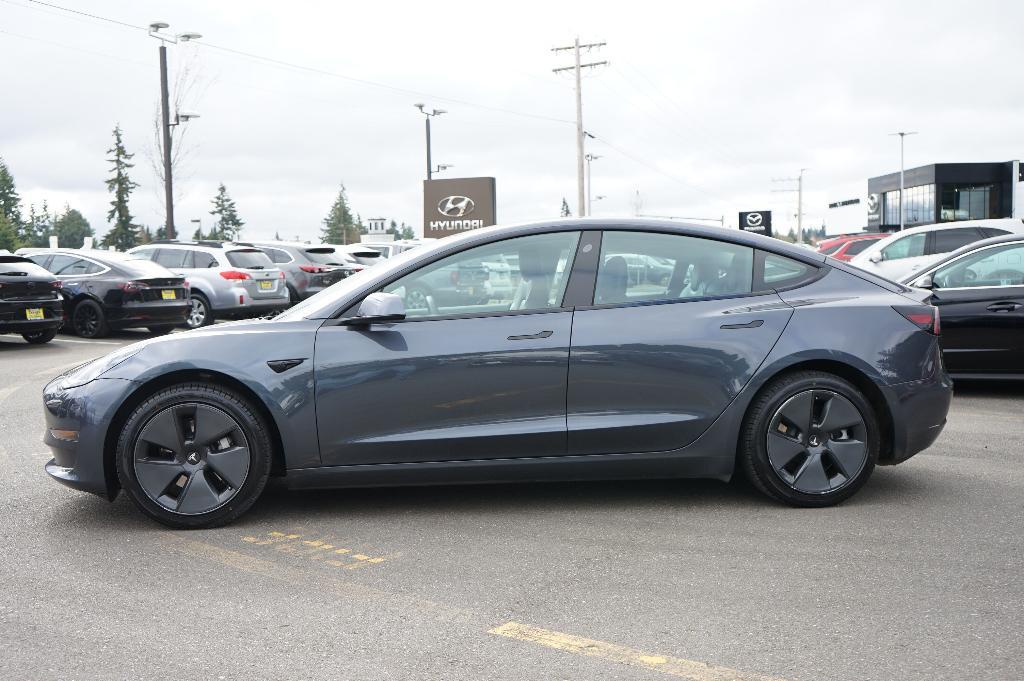 used 2021 Tesla Model 3 car, priced at $27,000