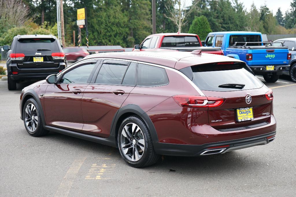 used 2018 Buick Regal TourX car, priced at $23,000