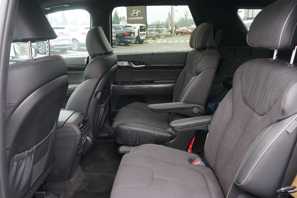 new 2025 Hyundai Palisade car, priced at $54,564