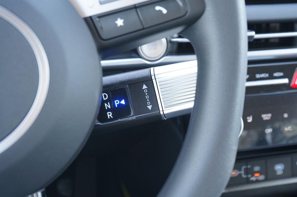 new 2026 Hyundai TUCSON Hybrid car, priced at $35,675