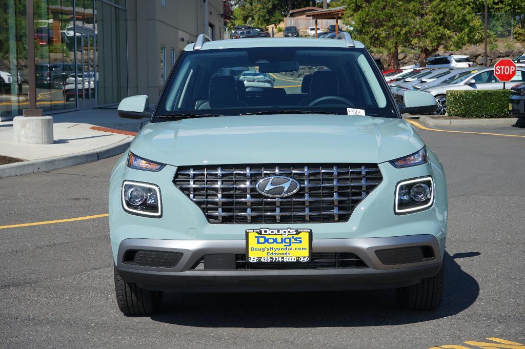 new 2025 Hyundai Venue car, priced at $25,565