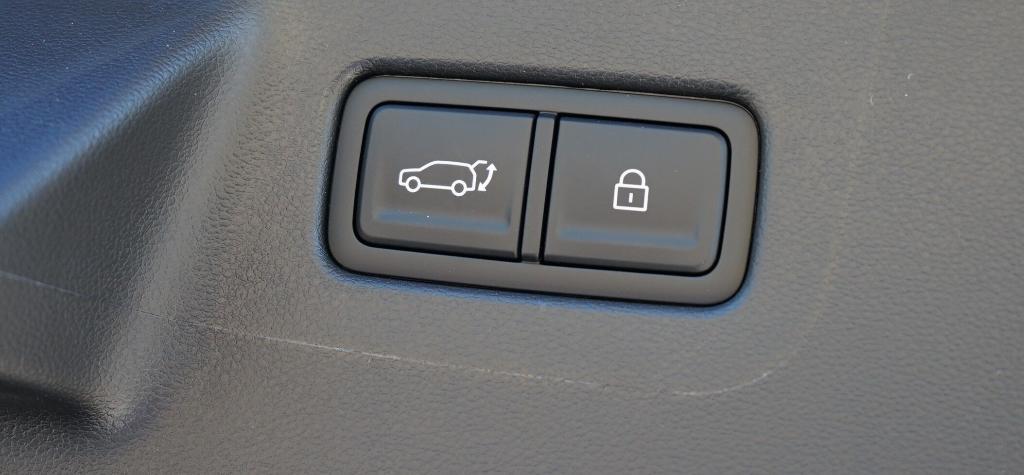 new 2025 Hyundai SANTA FE HEV car, priced at $50,484