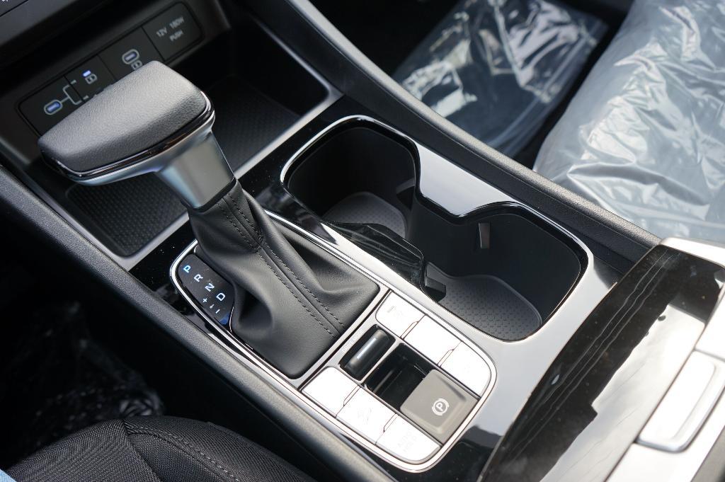 new 2025 Hyundai Tucson car, priced at $28,915