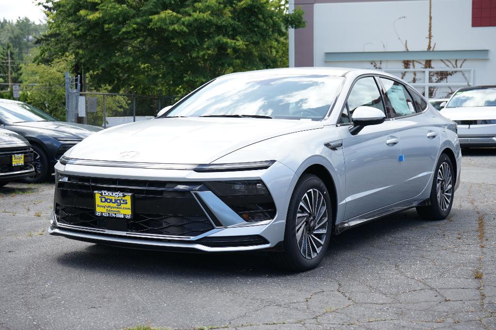 new 2024 Hyundai Sonata Hybrid car, priced at $32,535