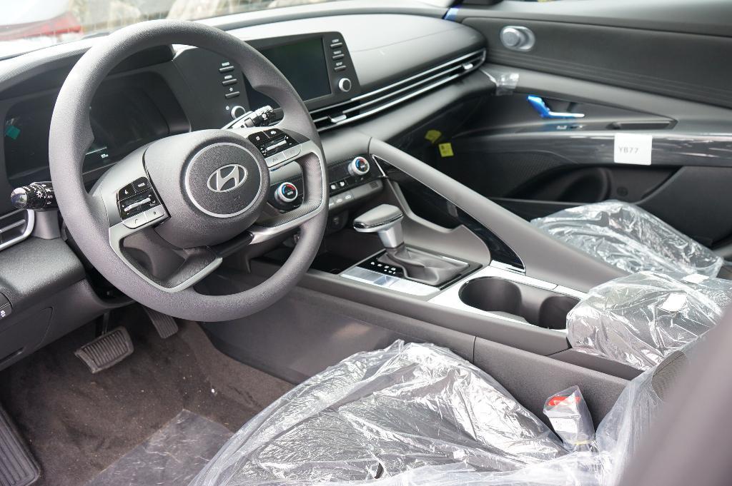 new 2025 Hyundai ELANTRA HEV car, priced at $25,290