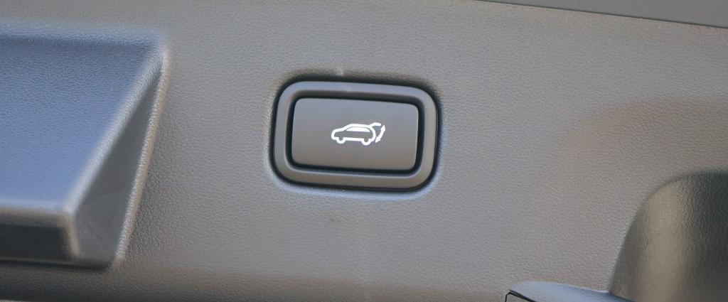 new 2025 Hyundai TUCSON Hybrid car, priced at $37,690