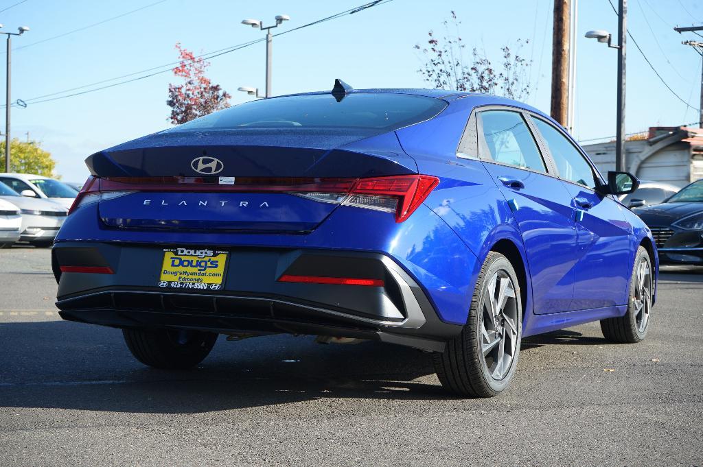 new 2025 Hyundai Elantra car, priced at $26,335