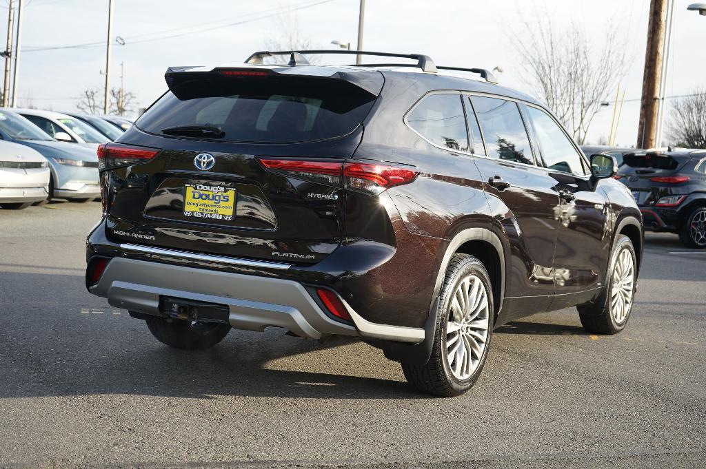 used 2021 Toyota Highlander Hybrid car, priced at $43,250