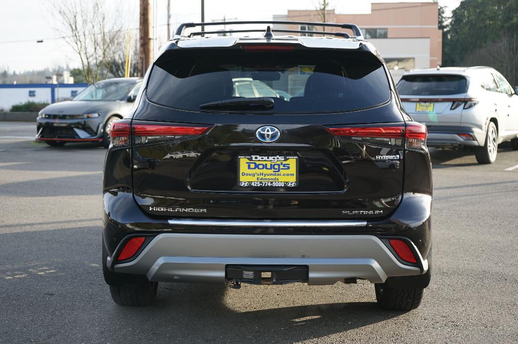 used 2021 Toyota Highlander Hybrid car, priced at $43,250