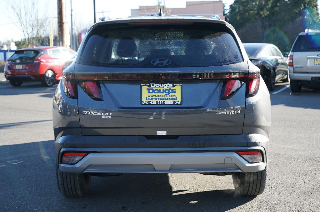 new 2025 Hyundai TUCSON Hybrid car, priced at $34,090