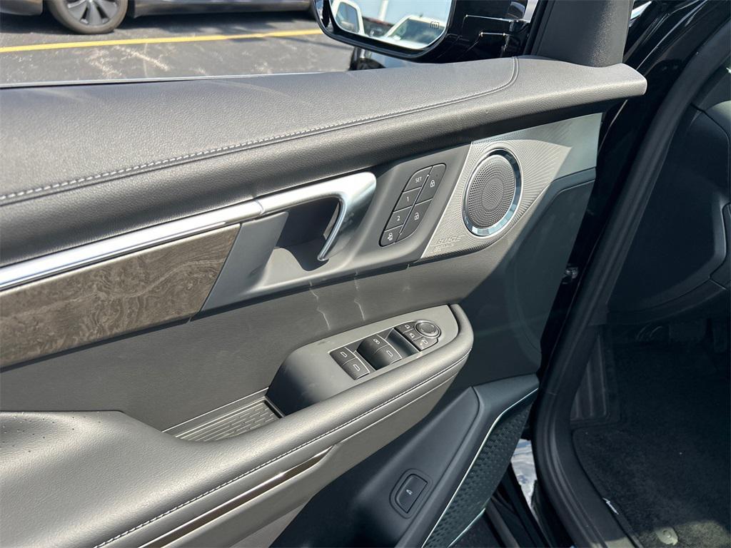 new 2026 Buick Enclave car, priced at $59,000