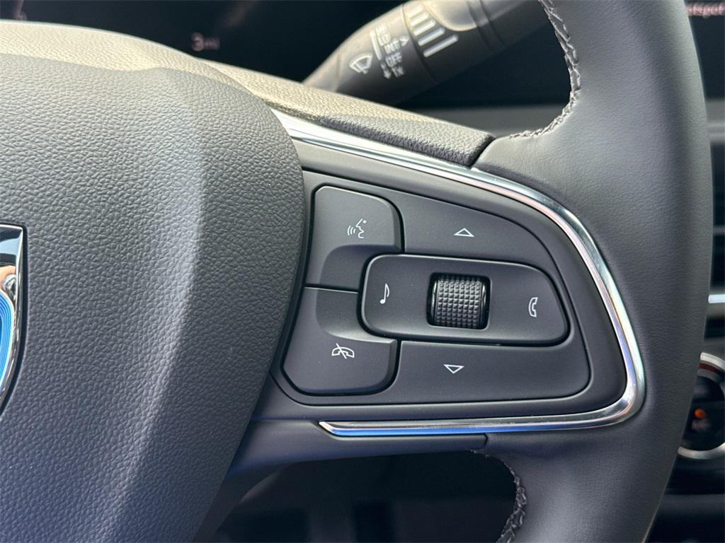 new 2025 Buick Envista car, priced at $26,500