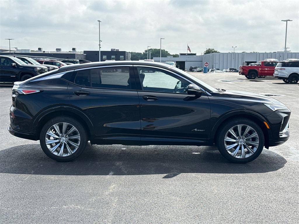 new 2025 Buick Envista car, priced at $28,000