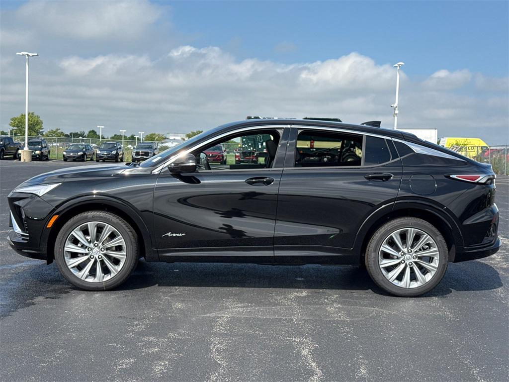 new 2025 Buick Envista car, priced at $28,000
