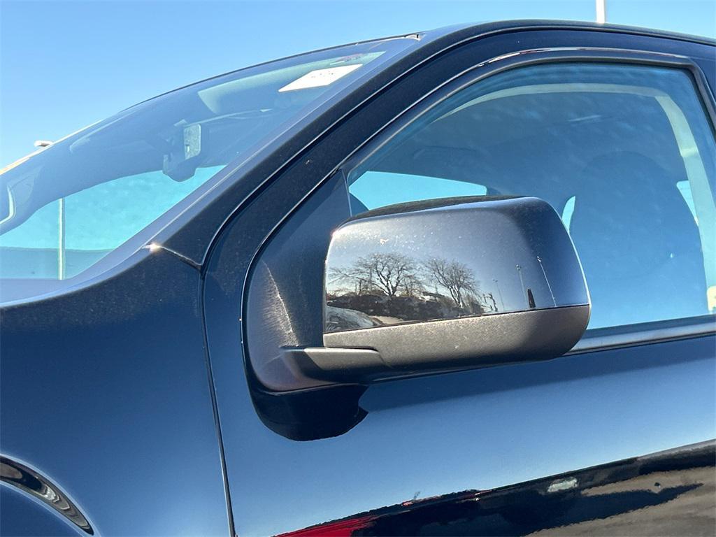 used 2022 GMC Canyon car, priced at $29,500