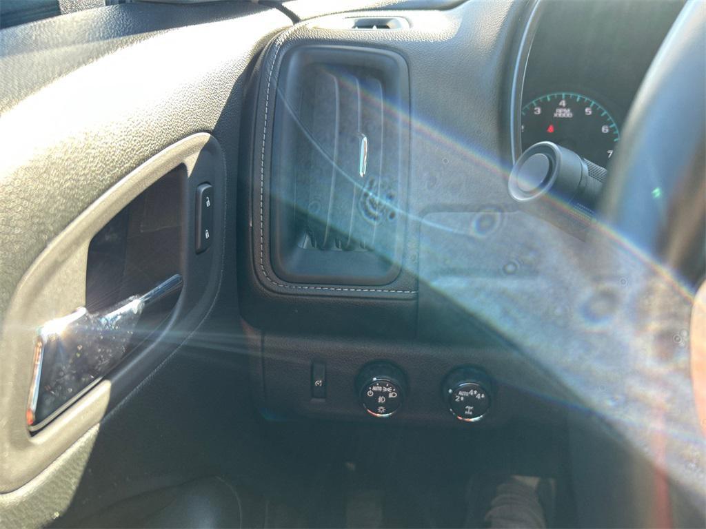 used 2022 GMC Canyon car, priced at $29,500