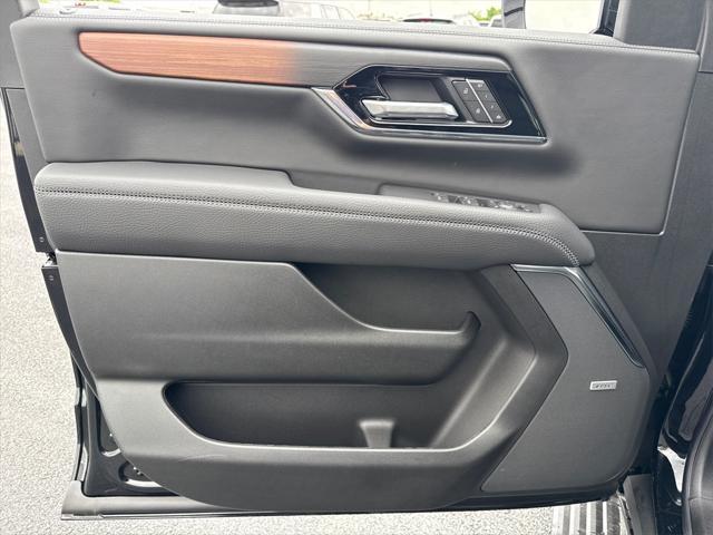 new 2025 GMC Yukon XL car, priced at $88,619