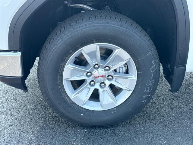 new 2025 GMC Sierra 1500 car, priced at $41,205