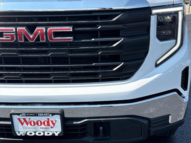 new 2025 GMC Sierra 1500 car, priced at $41,205