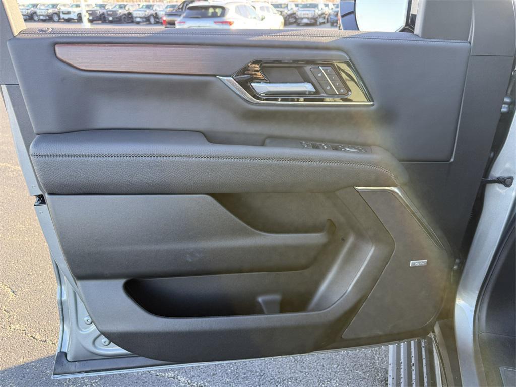 new 2026 GMC Yukon XL car, priced at $87,371