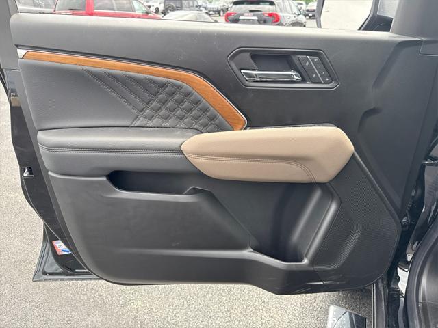 new 2025 GMC Canyon car, priced at $52,680