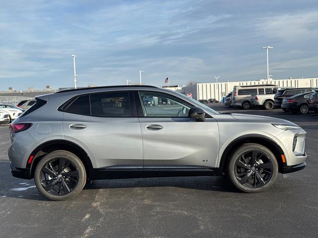 new 2025 Buick Envision car, priced at $39,071