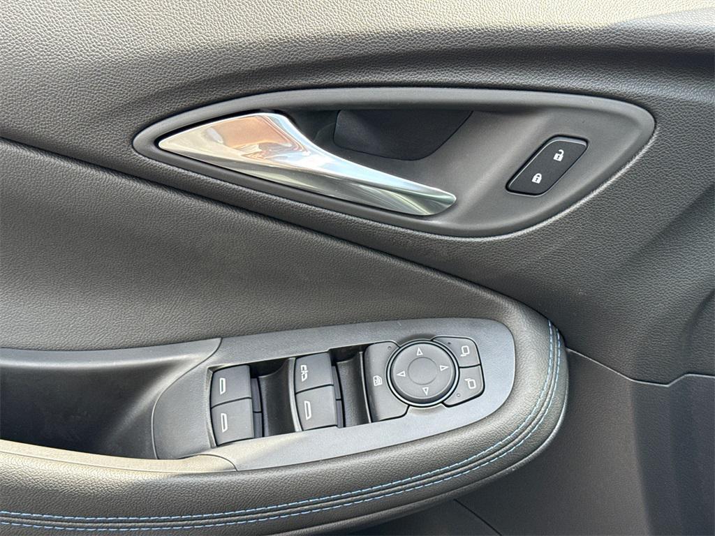 new 2026 Buick Encore GX car, priced at $27,750