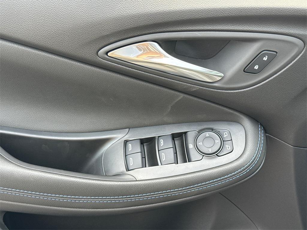 new 2026 Buick Encore GX car, priced at $29,500