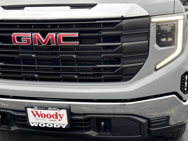 new 2025 GMC Sierra 1500 car, priced at $33,500