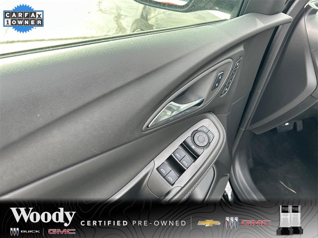 used 2025 Buick Encore GX car, priced at $30,000