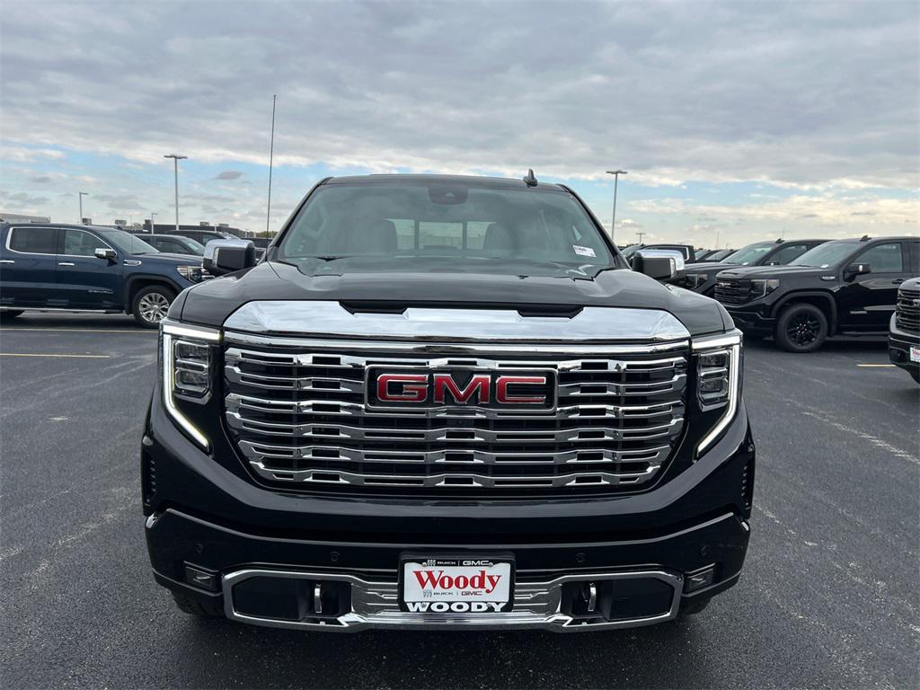 new 2026 GMC Sierra 1500 car, priced at $62,250