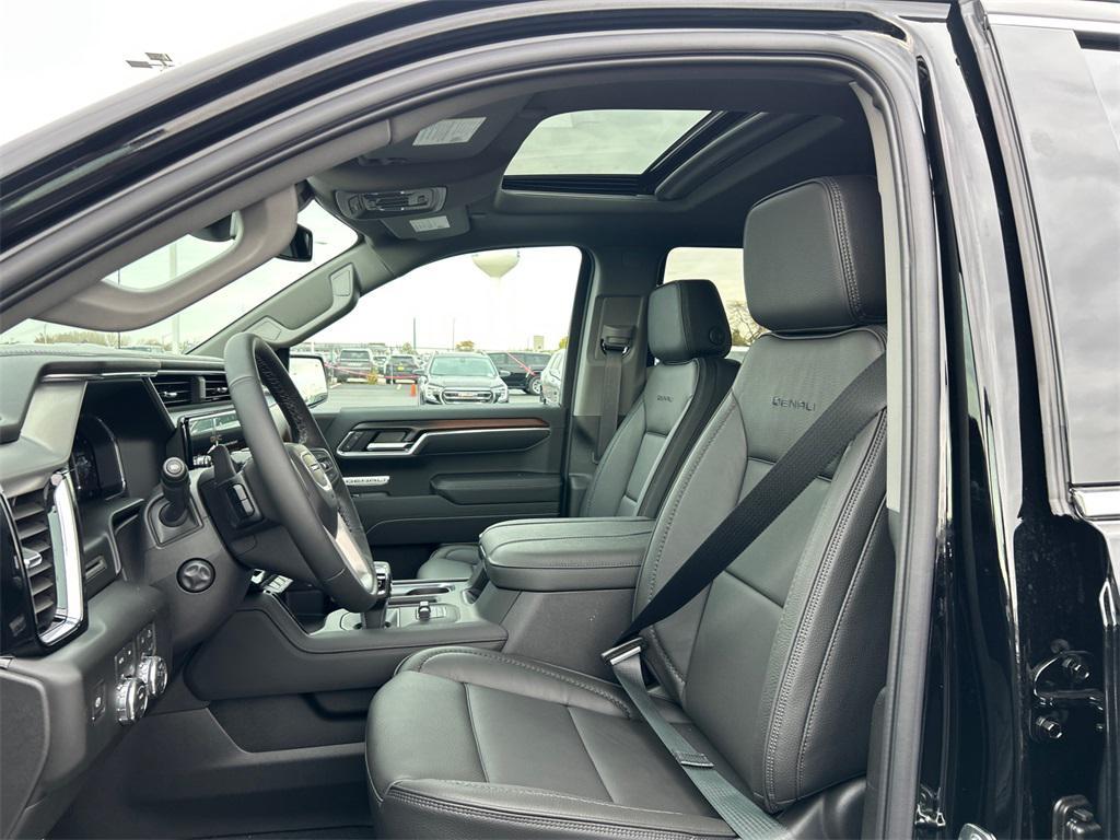 new 2026 GMC Sierra 1500 car, priced at $62,250