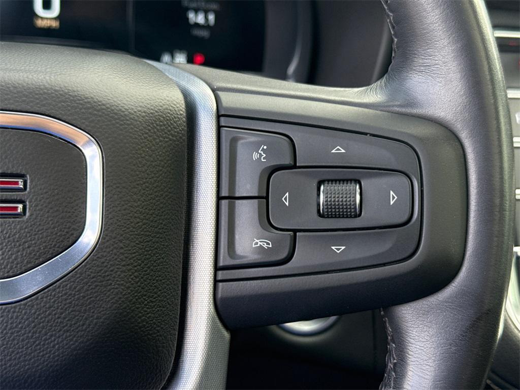 used 2023 GMC Yukon car, priced at $44,000